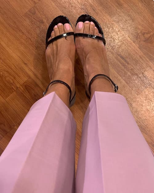 Jovana Lara Feet