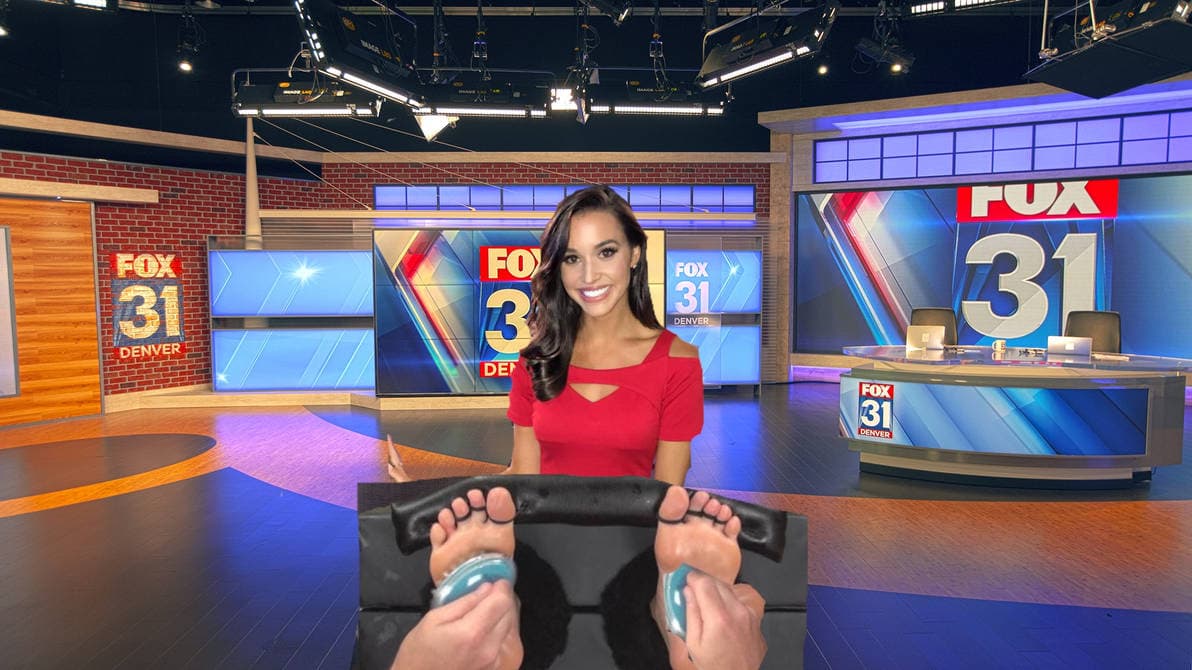 Hanna Battah Feet