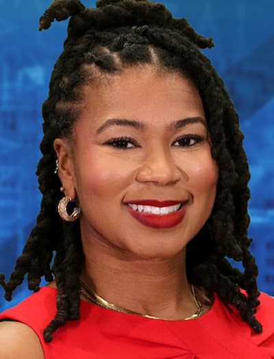 Caitlin Leggett's photo